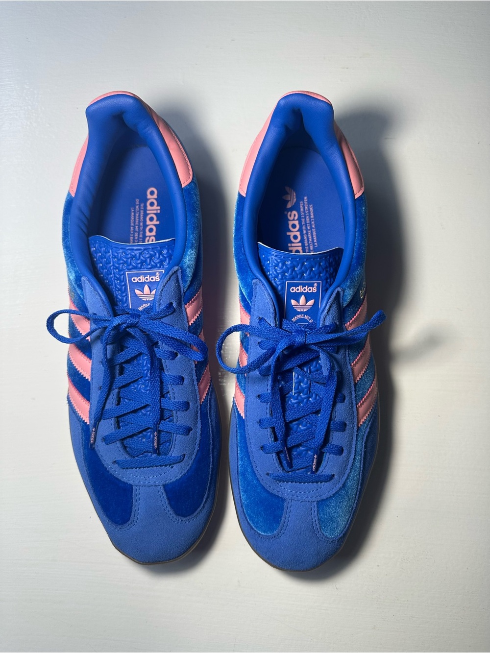 NWOT ADIDAS GAZELLE Blue Semi Pink women Sneakers Size-12.5